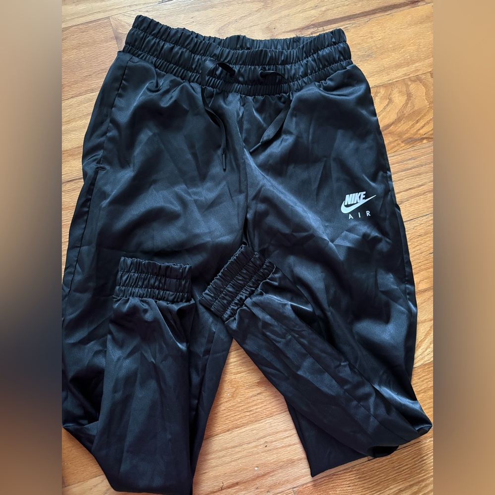 Nike Air Black Jogger Pants size XS